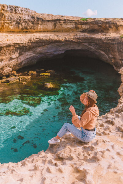 Grotte de la poésie dans les Pouilles