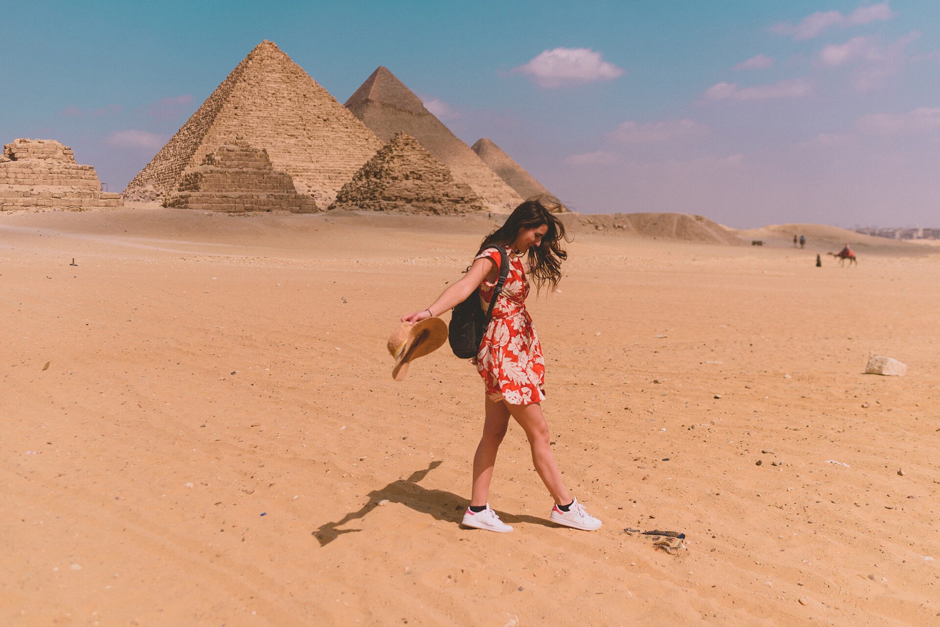 Photo devant les pyramides d'Egypte